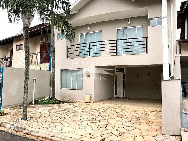 Casa com 250m² 3 quartos e 5 banheiros, à venda, no bairro Valinhos em Valinhos
