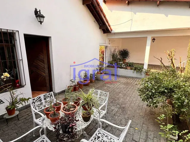 Casa com 200m² 2 quartos e 2 banheiros, à venda, no bairro Vila Guarani (Z Sul) em São Paulo