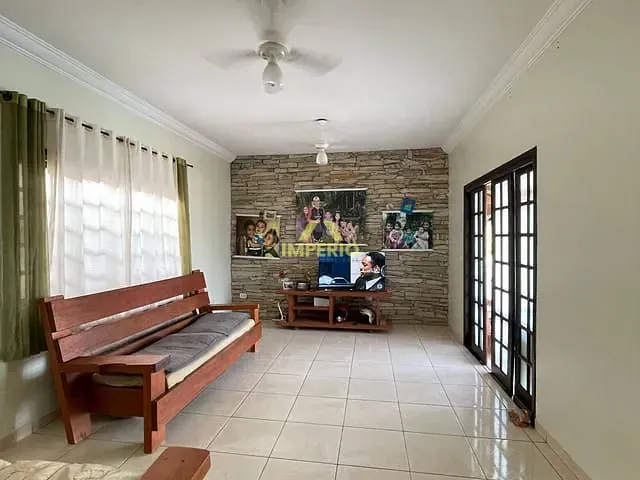Casa com 1020m² 3 quartos e 3 banheiros, à venda, no bairro Terras de Santa Izabel em Salto