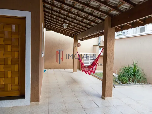 Casa com 350m² 3 quartos e 4 banheiros, à venda, no bairro Jardim dos Pinheiros em Atibaia