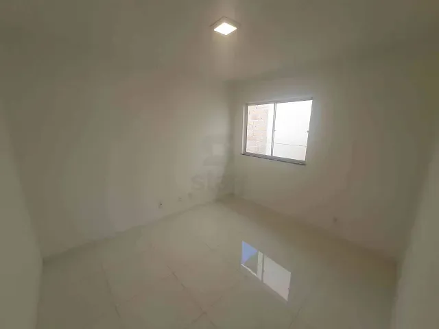 Casa 2 quartos e 1 banheiro, para alugar, no bairro Dernival Oliveira em Paulo Afonso