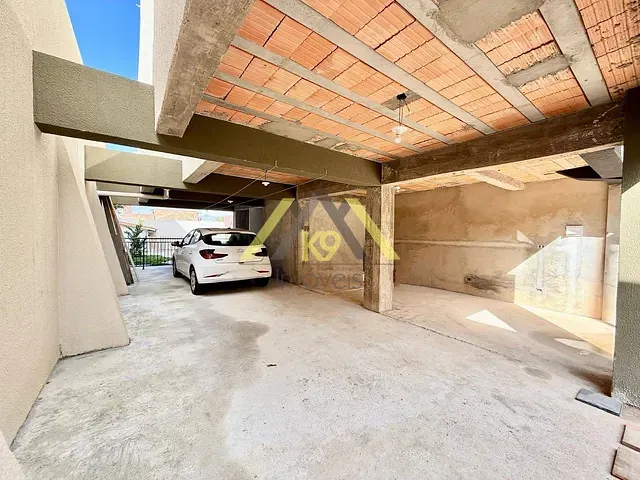 Casa com 225m² 3 quartos e 1 banheiro, à venda, no bairro Santa Terezinha em Colombo