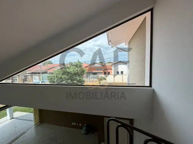 Casa com 532m² 3 quartos e 2 banheiros, para alugar, no bairro Jardim das Tulipas em Holambra