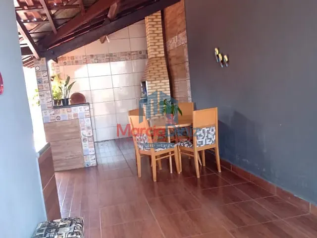Casa com 278m² 3 quartos e 2 banheiros, à venda, no bairro Jardim Santa Cecília em Ituverava