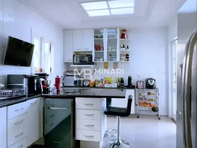 Casa 5 quartos e 5 banheiros, à venda, no bairro Alphaville em Santana de Parnaíba