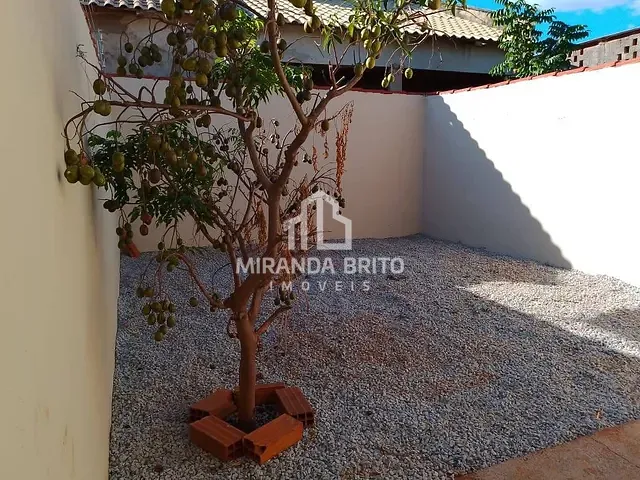 Casa 2 quartos e 1 banheiro, à venda, no bairro Setor Central em Guapó