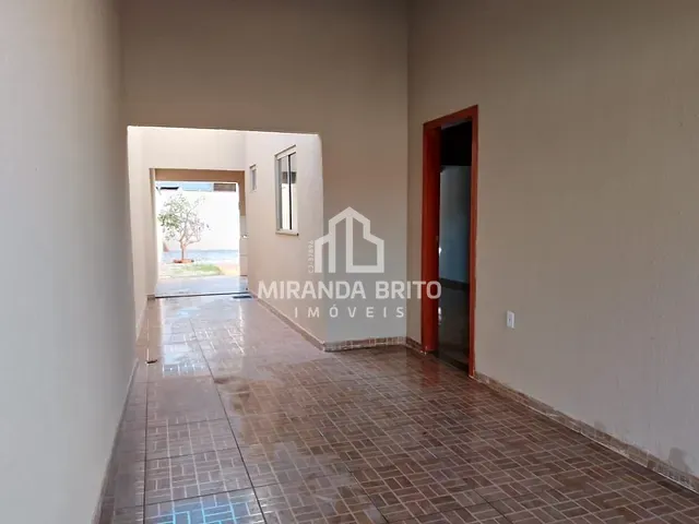 Casa 2 quartos e 1 banheiro, à venda, no bairro Setor Central em Guapó