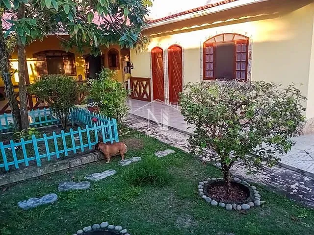 Casa com 480m² 4 quartos e 3 banheiros, à venda, no bairro Cordeirinho (Ponta Negra) em Maricá