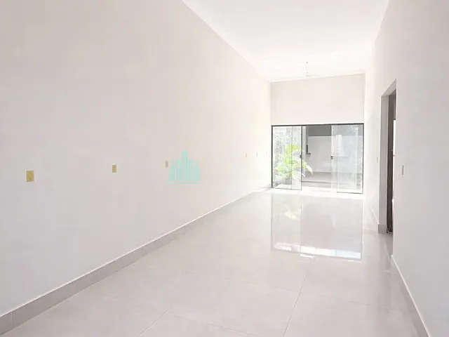 Casa 2 quartos e 3 banheiros, à venda, no bairro Loteamento Residencial Parque Imperial em Catalão