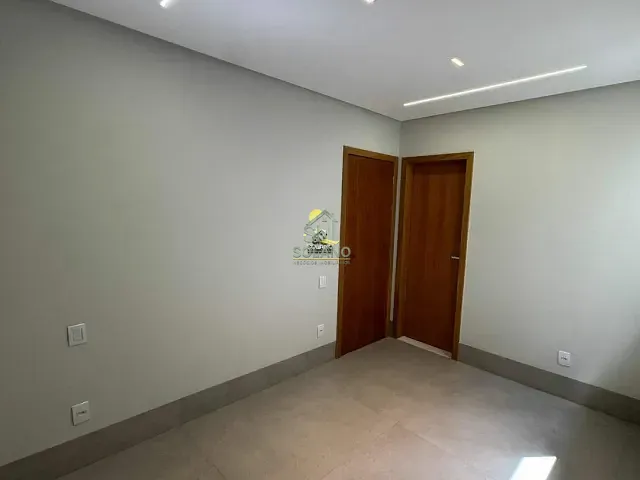 Casa com 153m² 3 quartos e 5 banheiros, à venda, no bairro Parque Amazônia em Goiânia