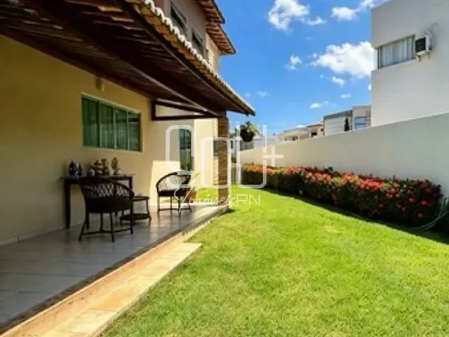 Casa 4 quartos e 4 banheiros, à venda, no bairro Parque do Jiqui em Parnamirim