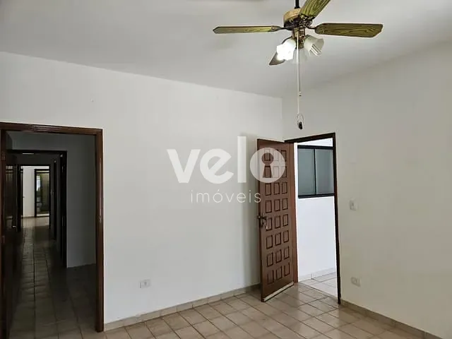 Casa 2 quartos e 2 banheiros, à venda, no bairro Vila São Geraldo em Taubaté