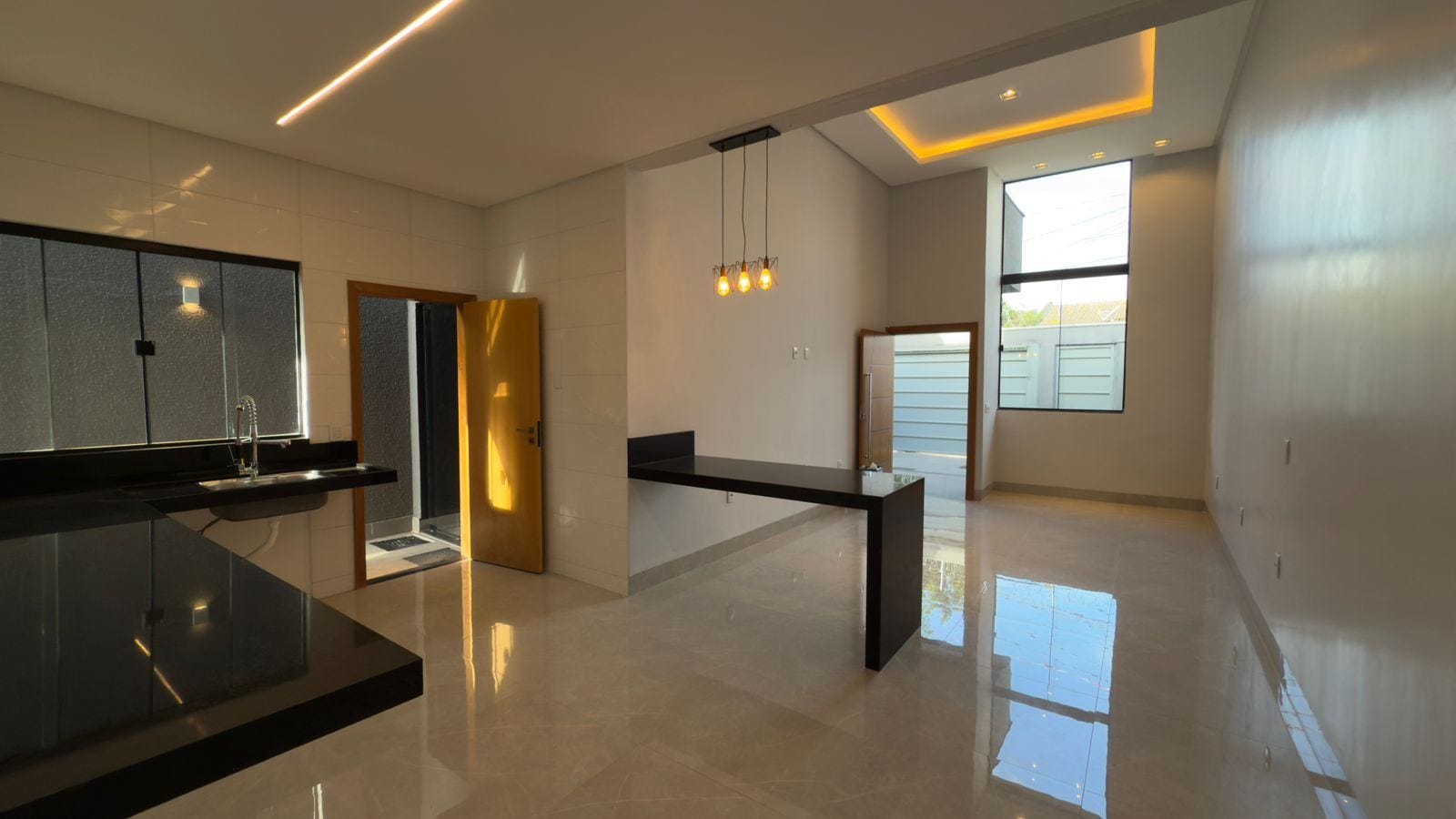 Casa, 3 quartos, 162 m² - Foto 2