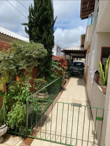 Casa com 370m² 5 quartos e 7 banheiros, à venda, no bairro Parque Turf Club em Campos dos Goytacazes