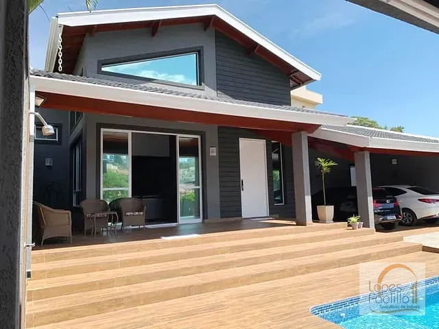 Casa com 640m² 3 quartos e 2 banheiros, à venda, no bairro Jardim Paulista em Atibaia