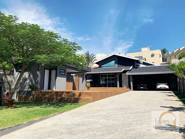 Casa com 640m² 3 quartos e 2 banheiros, à venda, no bairro Jardim Paulista em Atibaia