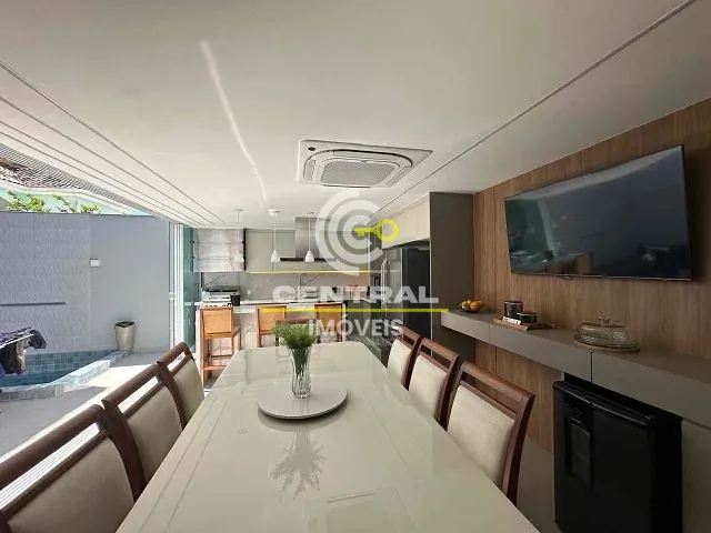 Casa com 250m² 3 quartos e 4 banheiros, à venda, no bairro Ampliação em Itaboraí