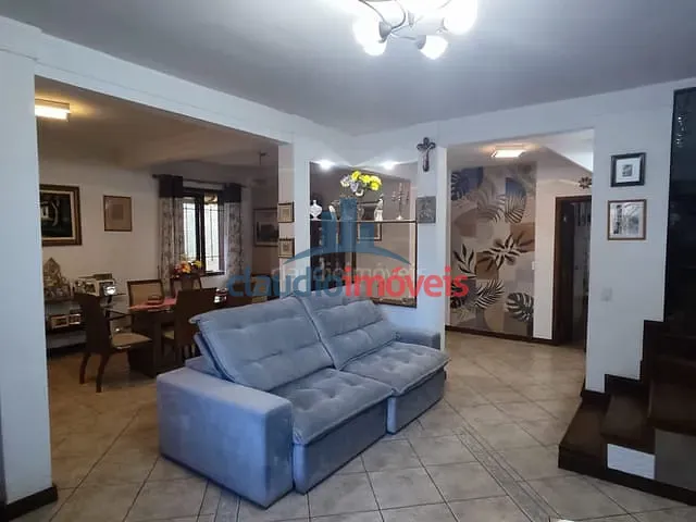Casa com 277m² 3 quartos e 3 banheiros, à venda, no bairro Vila Santa Cecília em Volta Redonda