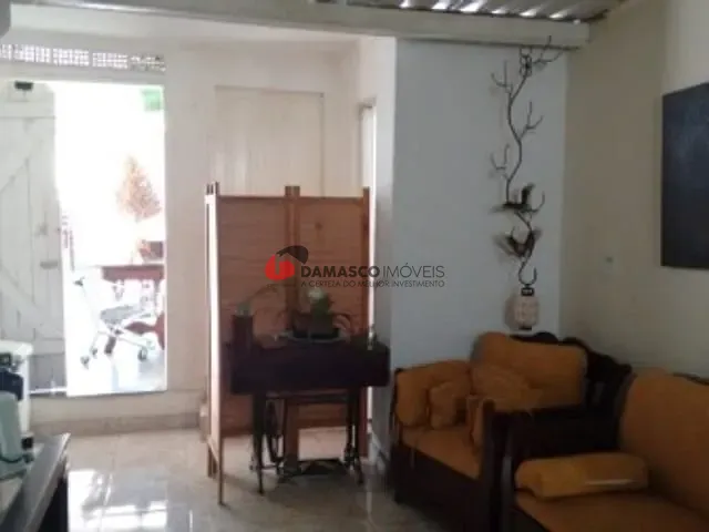 Casa com 250m² 3 quartos e 2 banheiros, à venda, no bairro Guaiaúna em São Paulo