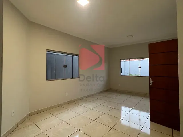 Casa 3 quartos e 1 banheiro, à venda, no bairro Jardim Veneza em Pirassununga