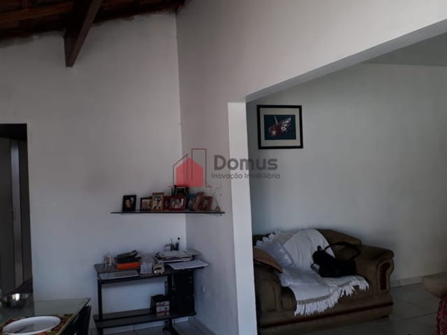 Casa com 420m², à venda, no bairro Residencial Vale das Acácias em Pindamonhangaba