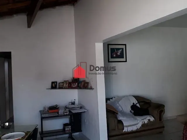 Casa com 420m², à venda, no bairro Residencial Vale das Acácias em Pindamonhangaba