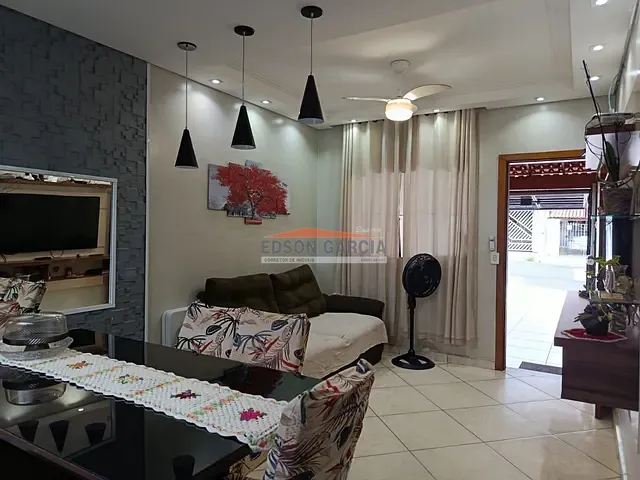 Casa 2 quartos e 1 banheiro, à venda, no bairro Parque São Bento em Sorocaba