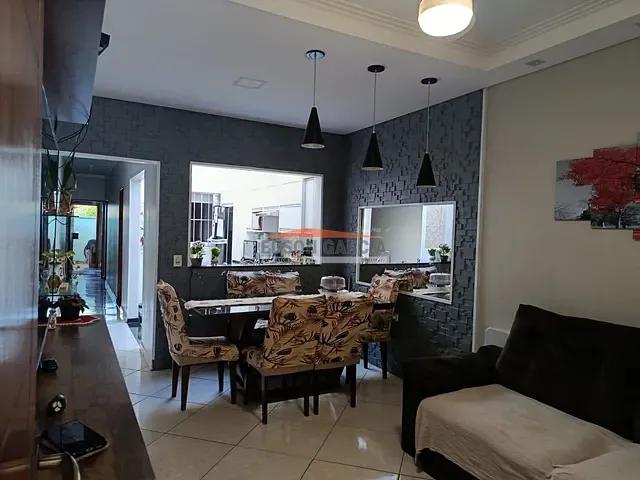 Casa 2 quartos e 1 banheiro, à venda, no bairro Parque São Bento em Sorocaba
