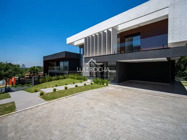 Casa com 540m² 4 quartos e 6 banheiros, à venda, no bairro Granja Viana em Cotia