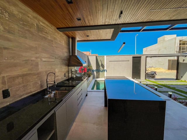 Casa 4 quartos e 4 banheiros, à venda, no bairro Recreio dos Bandeirantes em Rio de Janeiro
