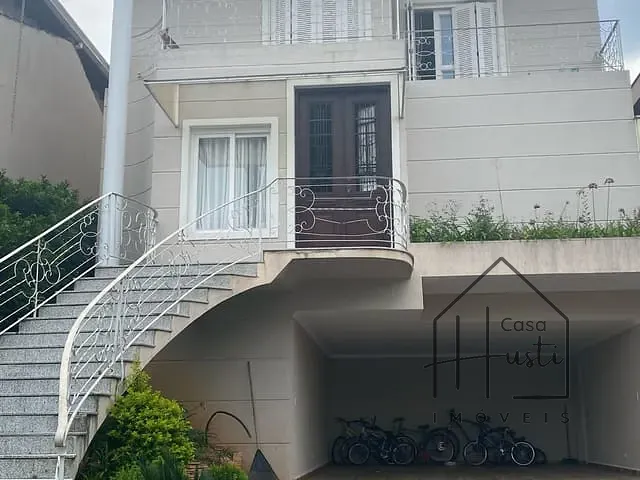 Casa com 600m² 4 quartos e 4 banheiros, à venda, no bairro São Paulo II em Cotia