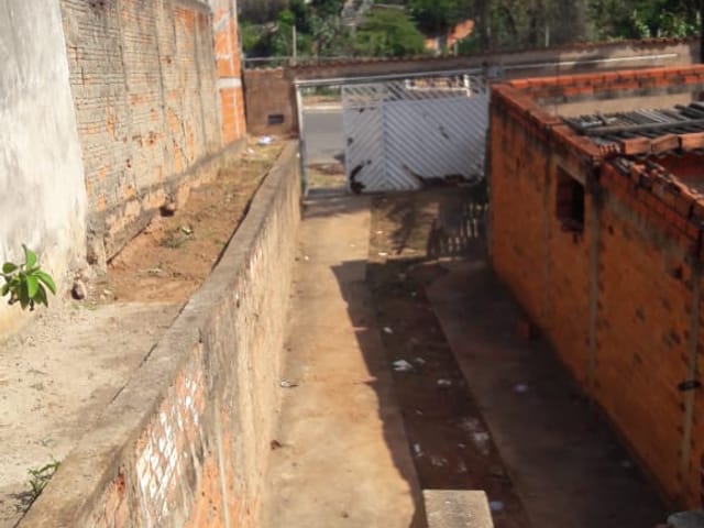 Casa com 326m² 1 quarto e 1 banheiro, à venda, no bairro Cidade Satélite Íris em Campinas