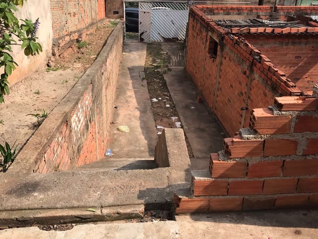 Casa com 326m² 1 quarto e 1 banheiro, à venda, no bairro Cidade Satélite Íris em Campinas