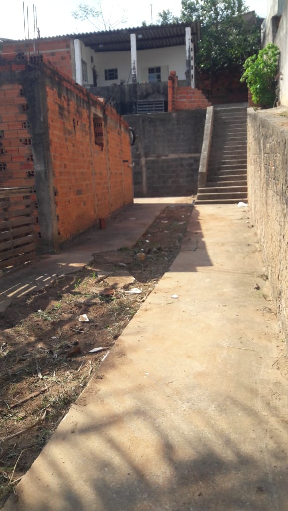 Casa à venda com 1 quarto, 100m² - Foto 11