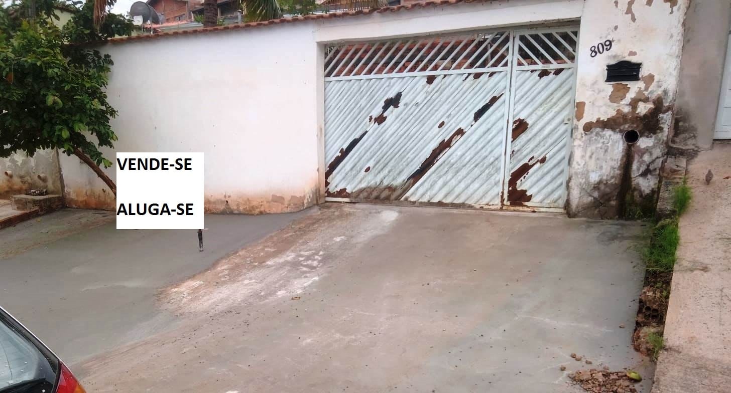 Casa à venda com 1 quarto, 100m² - Foto 1