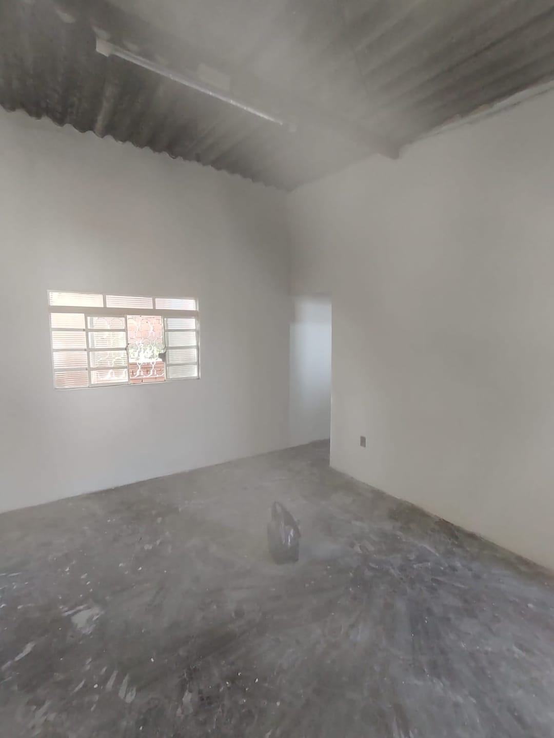 Casa à venda com 1 quarto, 100m² - Foto 6