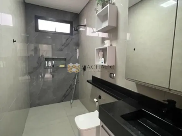Casa com 350m² 3 quartos e 3 banheiros, à venda, no bairro Jardim Santa Rosa em Jundiaí