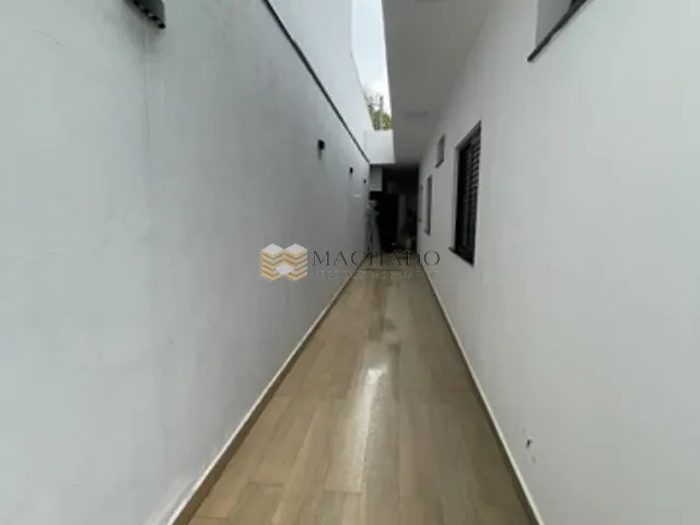 Casa com 350m² 3 quartos e 3 banheiros, à venda, no bairro Jardim Santa Rosa em Jundiaí