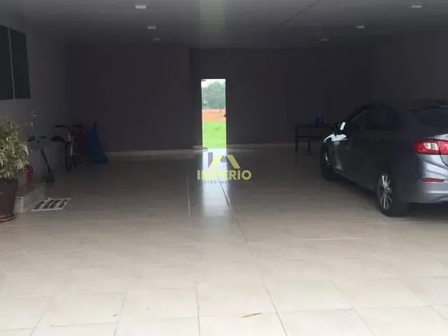 Casa com 1221m² 4 quartos e 4 banheiros, à venda, no bairro Terras de Mont Serrat em Salto