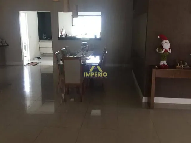 Casa com 1221m² 4 quartos e 4 banheiros, à venda, no bairro Terras de Mont Serrat em Salto