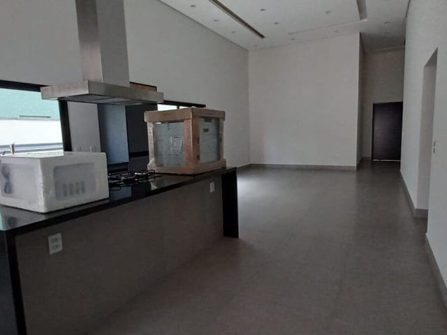 Casa com 375m² 3 quartos e 5 banheiros, à venda, no bairro Fazenda Santana em Valinhos
