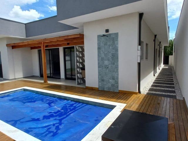 Casa com 375m² 3 quartos e 5 banheiros, à venda, no bairro Fazenda Santana em Valinhos