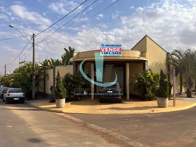 Conjunto comercial com 736m², à venda, no bairro CIDADE JARDIM em ARARAQUARA