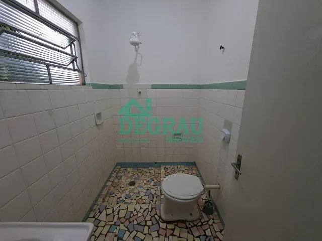 Casa 2 quartos e 1 banheiro, para alugar, no bairro Centro em Itapeva