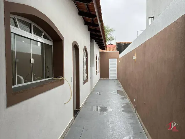 Casa 3 quartos e 3 banheiros, para alugar, no bairro Cibratel II em Itanhaém