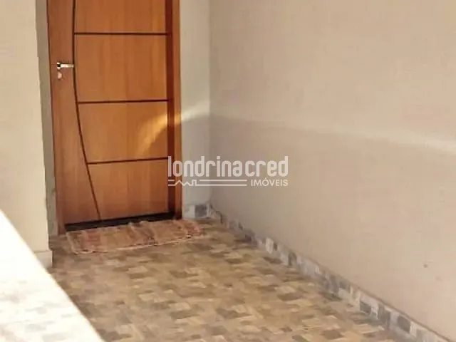 Casa com 125m² 2 quartos e 1 banheiro, à venda, no bairro Parque Residencial Michael Licha em Londrina