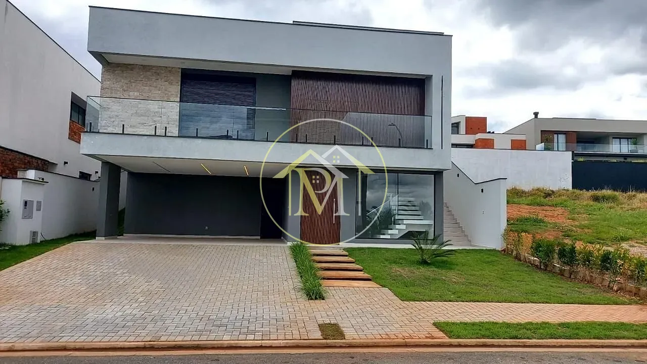 Casa, 3 quartos, 294 m² - Foto 1