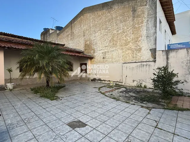 Casa para alugar, no bairro Candeias em Vitória da Conquista