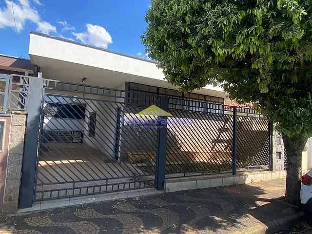 Casa com 285m² 3 quartos e 2 banheiros, para alugar, no bairro Centro em Capivari