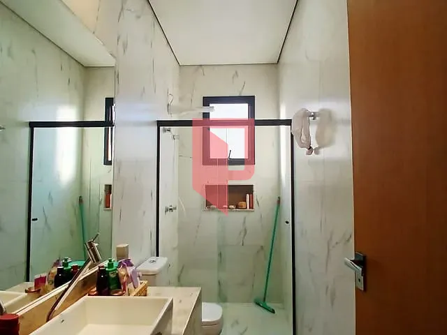 Casa com 300m² 4 quartos e 3 banheiros, à venda, no bairro Caiçaras em Belo Horizonte